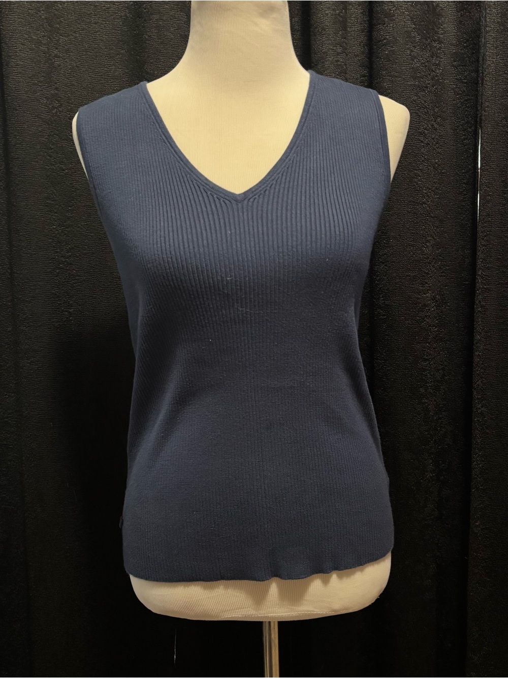 Ralph Lauren Ribbed V-Neck Sleeveless Top in Navy Blue